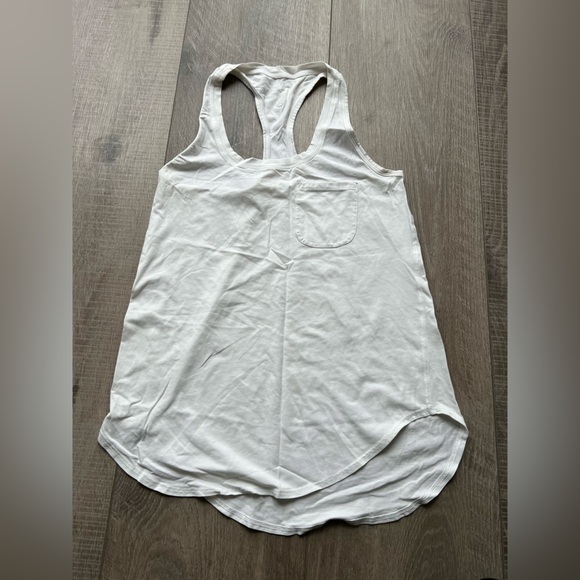 lululemon athletica Tops - Lululemon Yogi Racerback in White Size 4